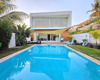 Spacious Modern Beach Villa w/ Private Pool, Jacuzzi, San Blas, Surf City - Santa María Mizata - Piscina