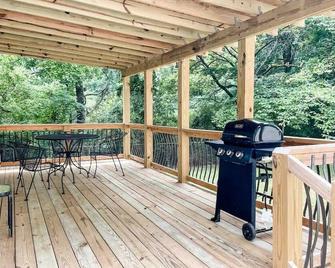 Modern, rustic home convenient to Golf Courses, Legacy Arena, Hoover Met + more - Бессемер