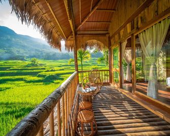 Puluong Luna Resort - Ba Thuoc - Balcón