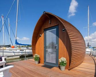 Sea Breeze Ark 900 - Emsworth