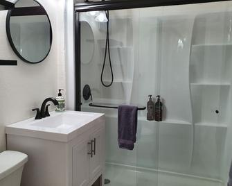 Santa Monica Beach House - Santa Monica