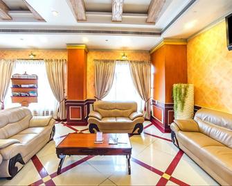 Joys Palace - Thrissur - Living room