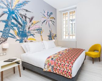 Palais Saleya Boutique Hôtel - Niza - Habitación