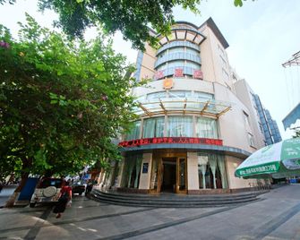 Fengyuan Hotel - Liangshan - Building
