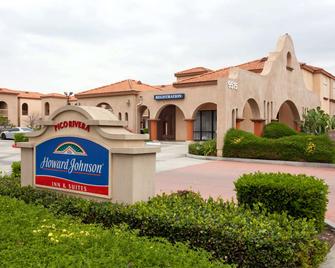 Howard Johnson Hotel & Suites by Wyndham Pico Rivera - Pico Rivera - Bâtiment