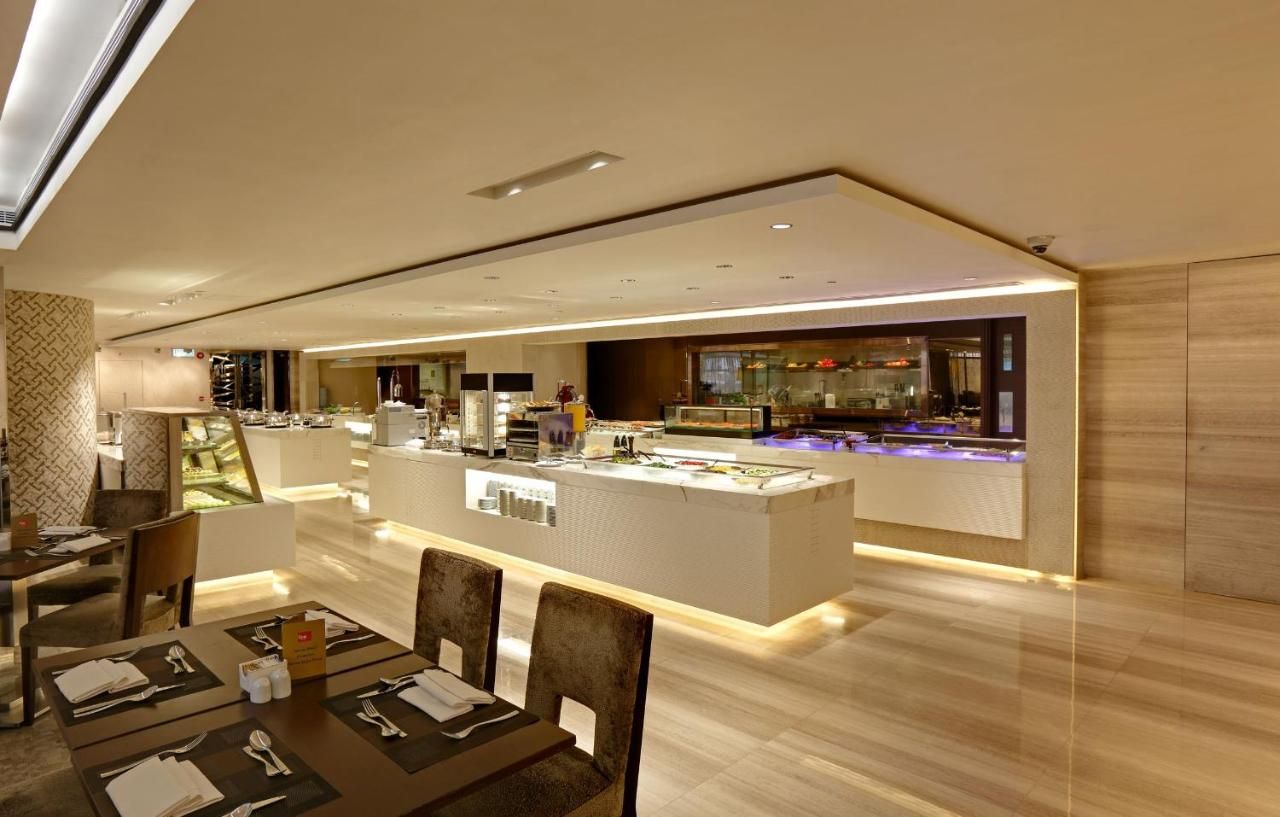Prudential Hotel thumbnail 3
