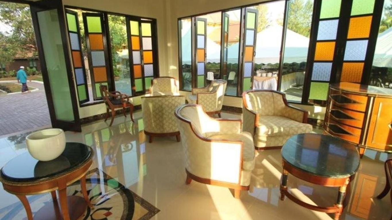 The Manor Beach Resort Besut