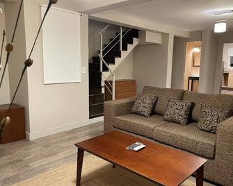 Catedral Suites - Bariloche - Sala de estar