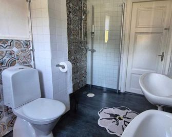 Nya Strandgårdens Wärdshus - Kristinehamn