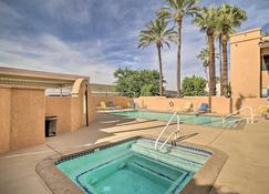 Cathedral City Condo - 1 Mi to Downtown! - Cathedral City - Pool