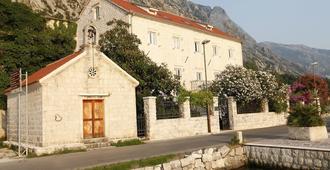 Palazzo Radomiri Heritage Boutique Hotel - Kotor - Building