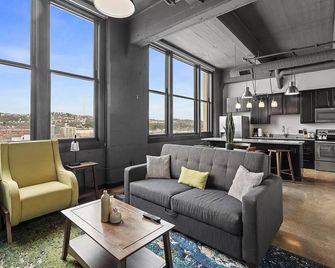 Romantic House 2Bed Room - Lancaster - Living room