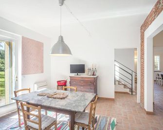 Podere Belvedere Livorno - Livorno - Dining room