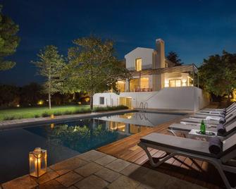 Luxury Villa With Sea View,large Private Pool Close To The Sea - Dassia - Pool