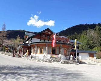 Hotel-Restaurant Forellenhof - Puchberg am Schneeberg - Edificio