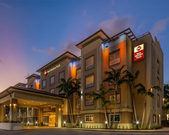 Best Western Plus Miami Airport North Hotel & Suites - Miami Springs - Edifici