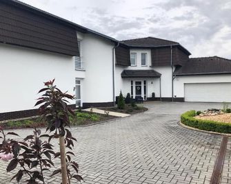 Penzion Lomská Vyhlídka - Louka u Litvínova - Building