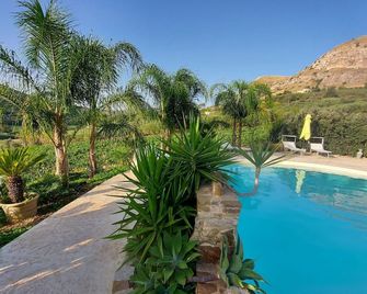 La Suite Di Segesta - Calatafimi-Segesta - Piscina