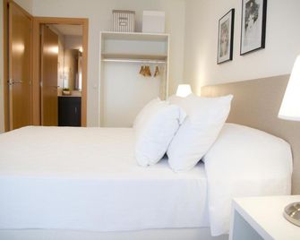 Santa Susanna Chic! Apartments By Alegria - Santa Susanna - Chambre
