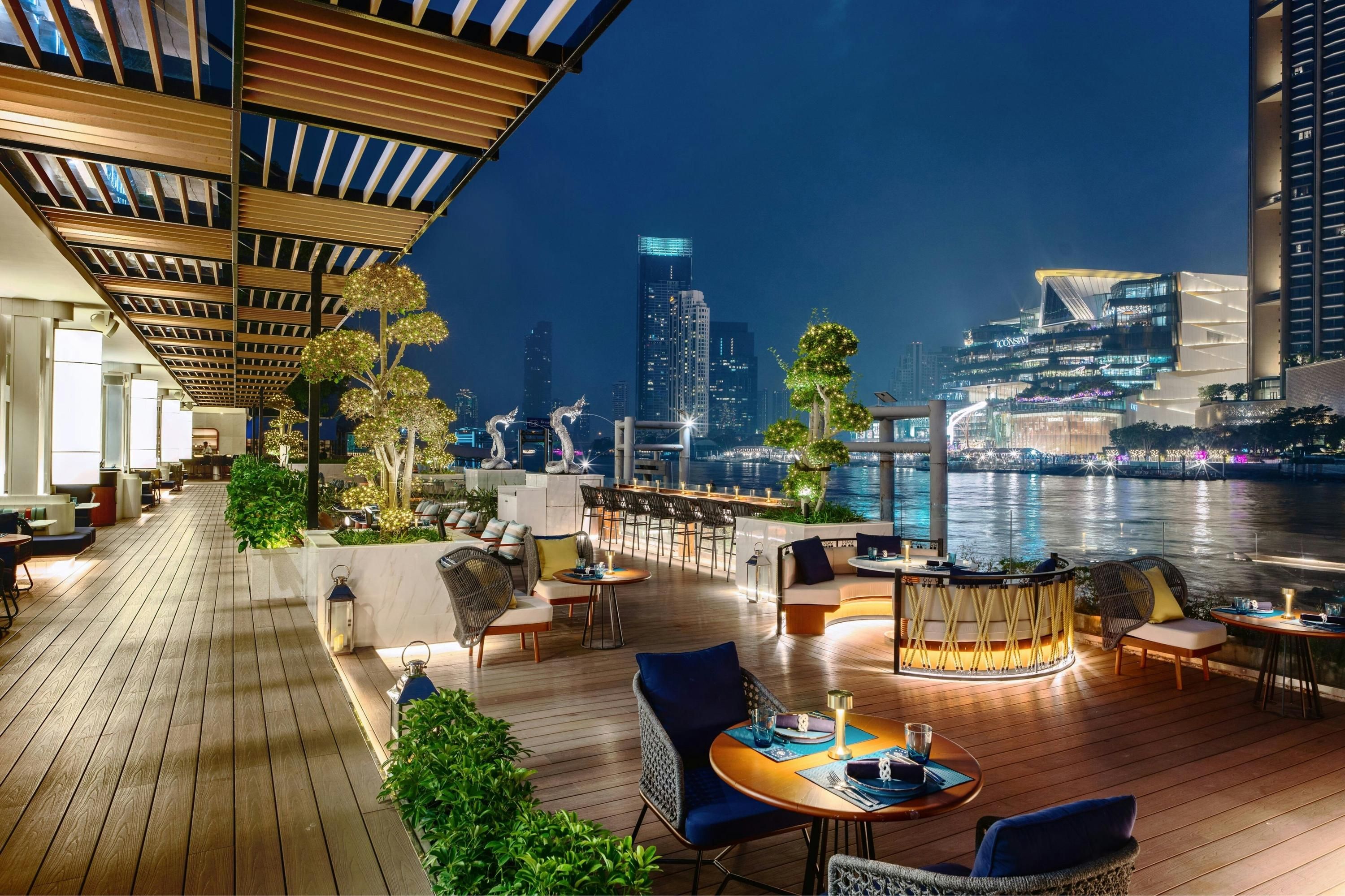 Royal Orchid Sheraton Riverside Hotel Bangkok - בנגקוק - מסעדה