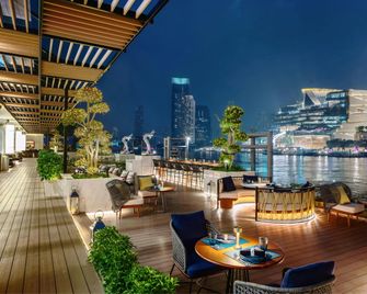 Royal Orchid Sheraton Riverside Hotel Bangkok - Bangkok - Restaurant