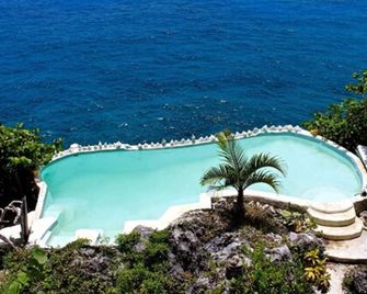 Great Huts - פורטו אנטוניו - בריכה