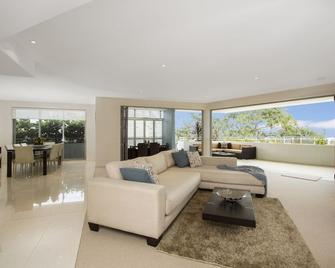 Kingscliff Ocean View Terrace By The Figtree 5 - Kingscliff - Living room