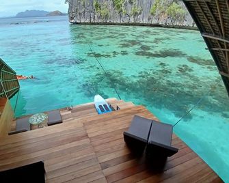 Paolyn Houseboats Coron Island - Coron