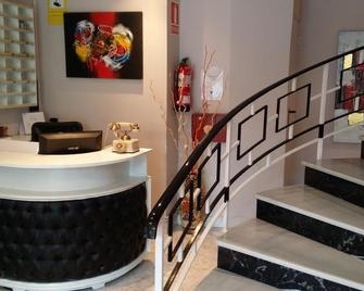 Hotel La Isla - Colunga - Recepce