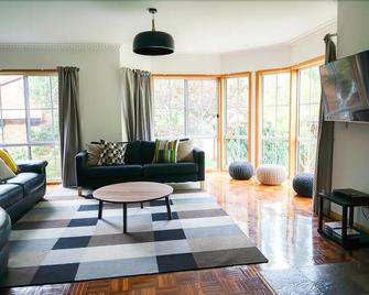 Canyon Walk House & Unit - Bright - Olohuone