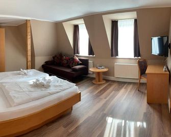Hotel am Berg Oybin garni - Oybin - Schlafzimmer