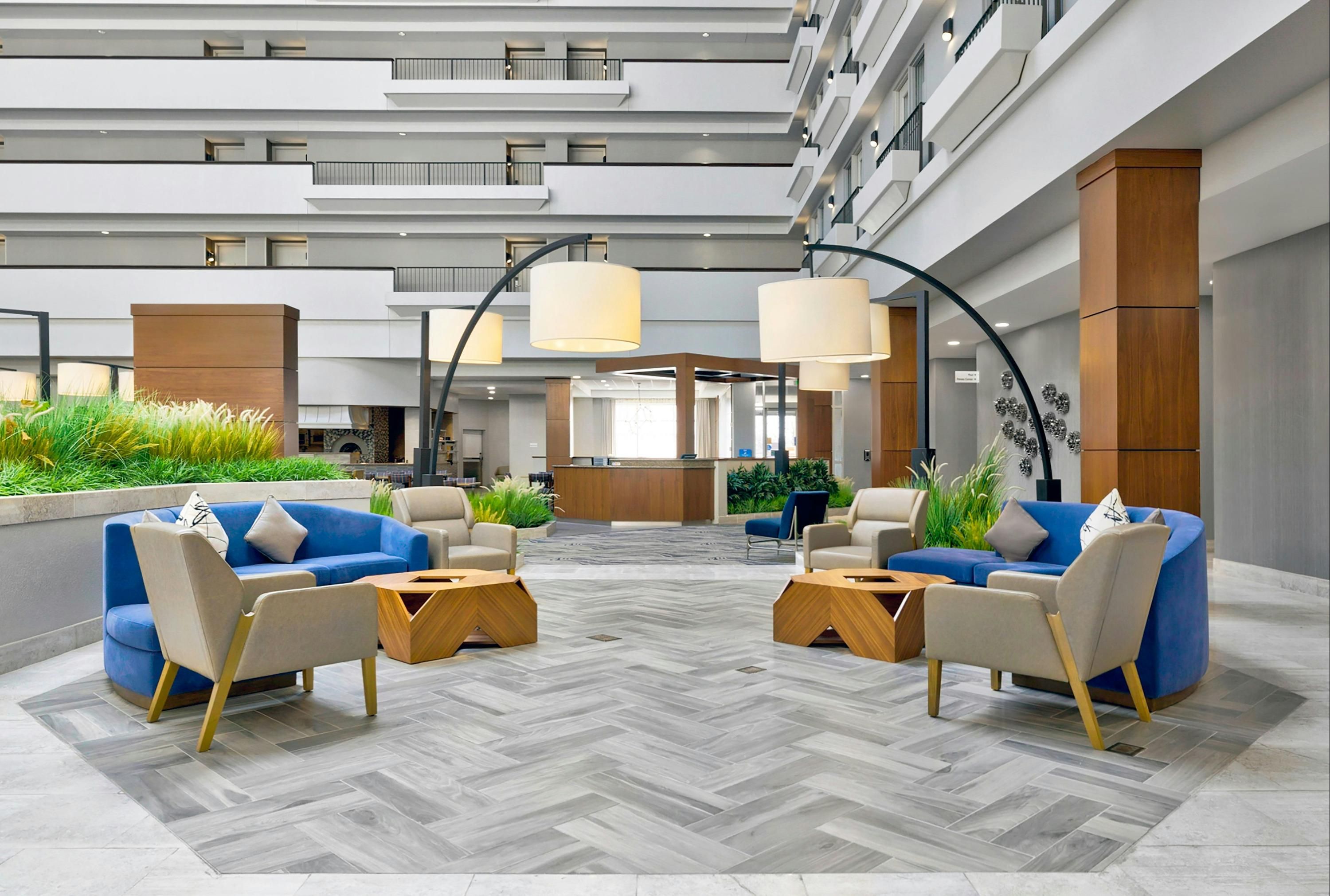 DoubleTree by Hilton Davenport - Davenport - Reception