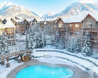 The Raven Suite at Stoneridge Mountain Resort - Canmore - Pool