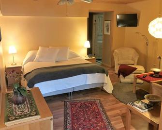 Mattisgården Bed & Breakfast - Klippan - Habitación