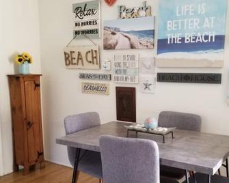 Hidden Gem of Long Beach - Long Beach - Dining room