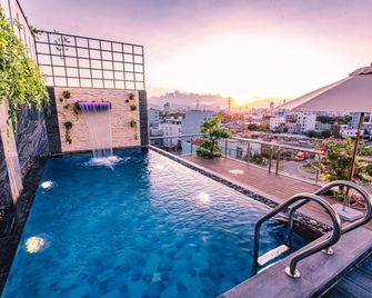 Laurel Danang Apartment - Da Nang - Pool
