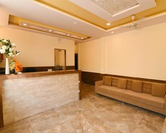 The Lily Resort - Rishikesh - Front desk