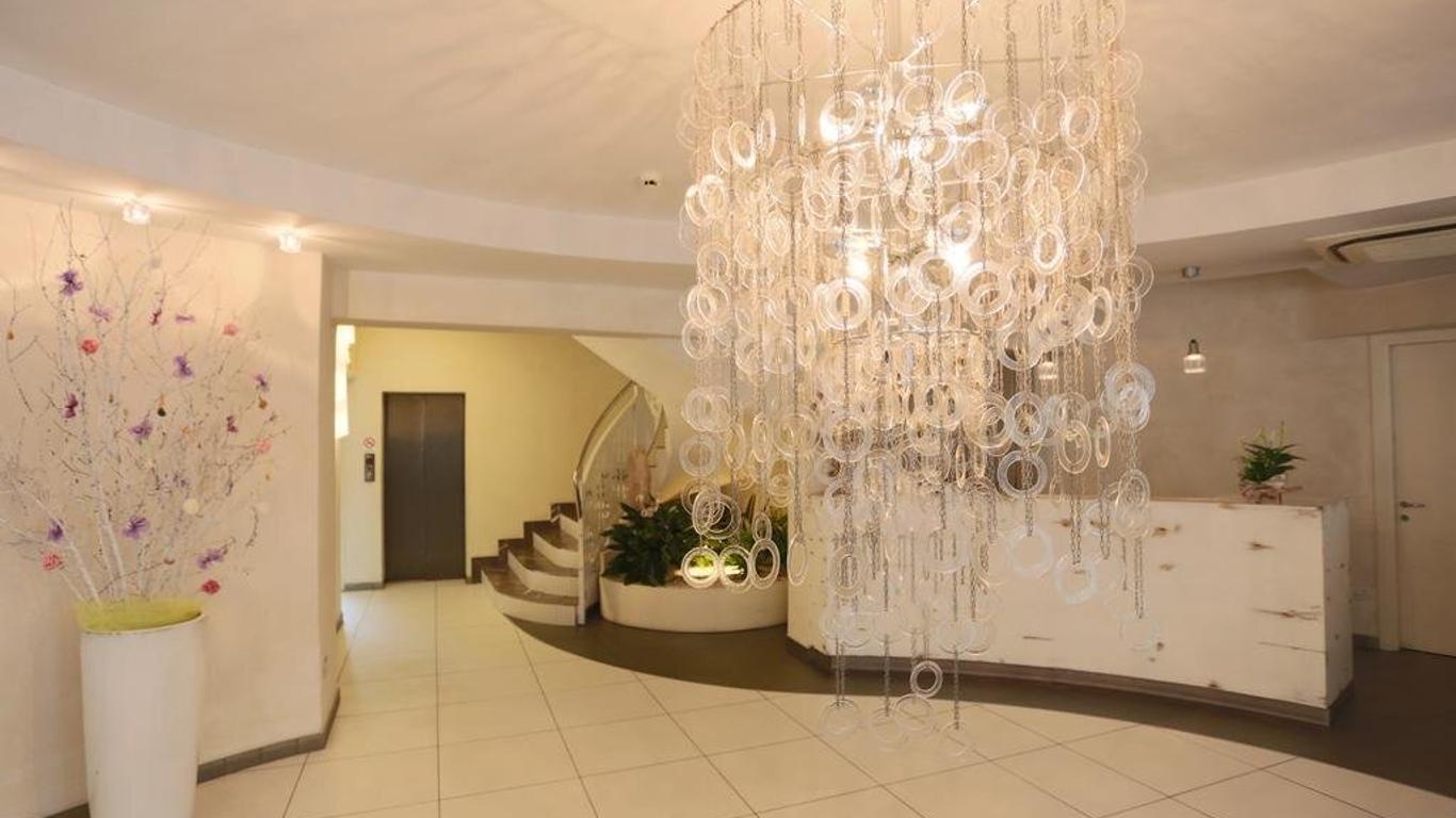 Hotel Caribia Pinarella