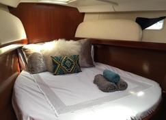 Jasmine Coral Jay Boutique Botel - Gibraltar