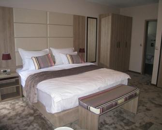 Hotel Vip - Saraievo - Quarto
