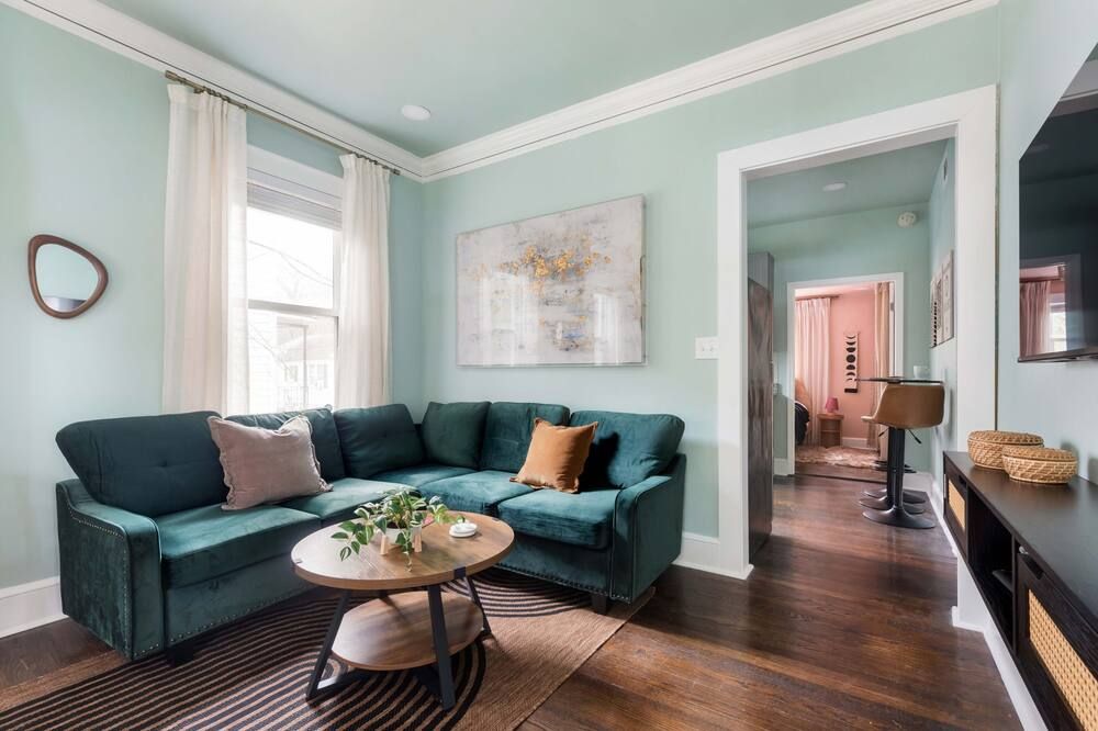 Druid Dazzle by Minty Living - אטלנטה - סלון