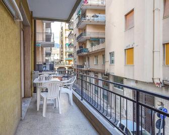 1 Bedroom Gorgeous Apartment In Loano - Loano - Balkon