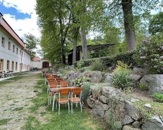 Hotel Tynec - Týnec nad Sázavou - Patio