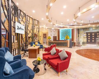 Radisson Gurugram Sohna Road City Center - גורגאון - לובי