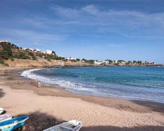 Aparthotel Praiano - Praia - Beach