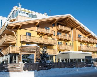 Aktiv- und Wellnesshotel Gutjahr - Abtenau - Building