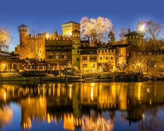 Hotel Lancaster - Turin - Outdoors view