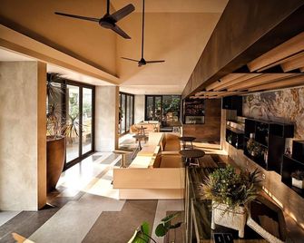 Nostoi - Jakarta - Lobby