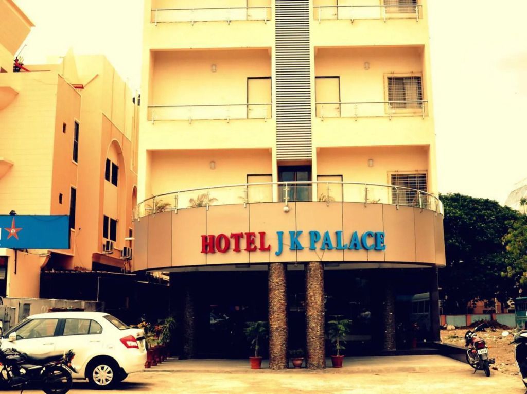 Hotel Jk Palace - שירדי - בניין