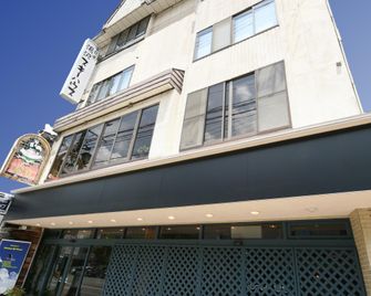 Yuzawa Ski House - Yuzawa - Building